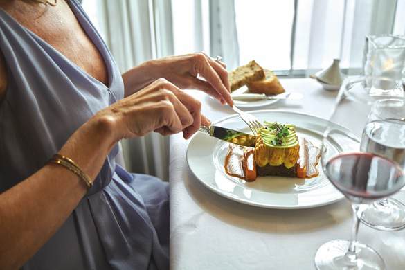 Oceania Cruises Oceania Class Jacques Lifestyle 3.jpg